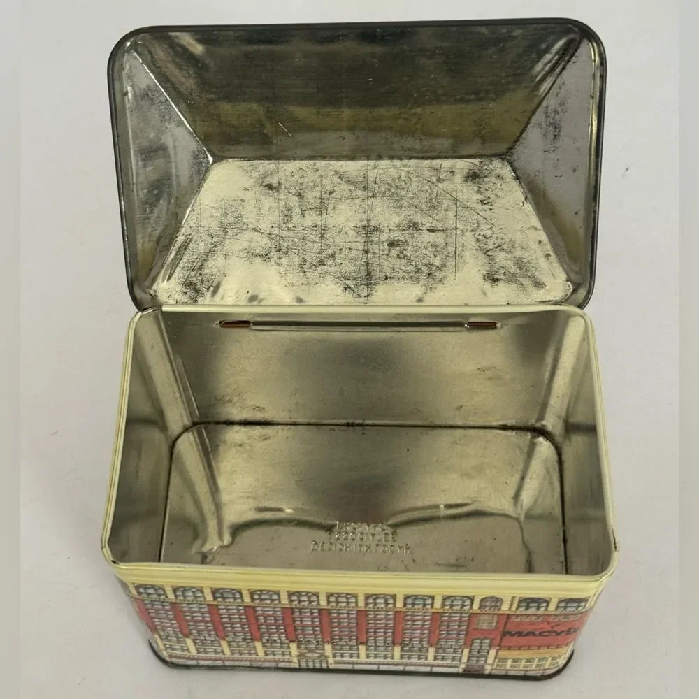 vintage R.H. Macy's & Company New York advertising tin EMPTY